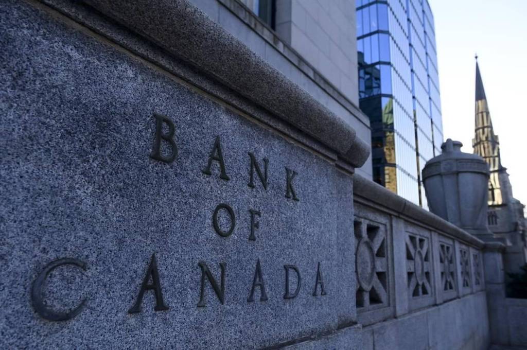 Bank of Canada to slash interest rates in half by end of 2025, predicts&nbsp;Desjardins