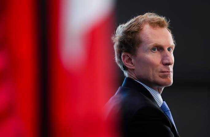 Ministers propose that one way to decrease temporary Canadian residents is by making them&nbsp;permanent