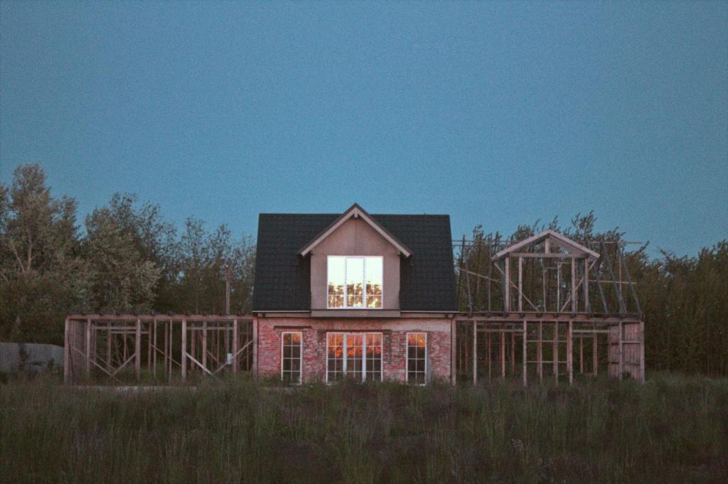 Here’s how long you need to save to afford a home in&nbsp;Ontario