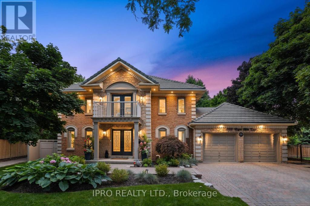 Inside this $2.9M Luxury Missisauga 4 Bed 4 Bath Home With a Backyard&nbsp;Oasis