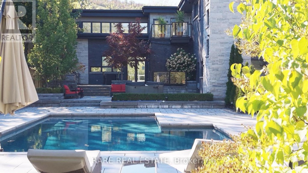 Blue Mountains dream home for $2,799,990 with 5 beds and 5&nbsp;baths