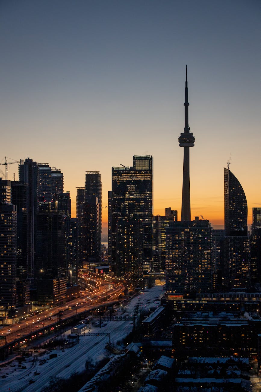 The Median Age To Buy A Home In Ontario Is 40, Report&nbsp;Shows