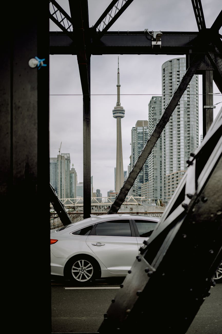 Greater Toronto Area Home Sales Drop 15.8 Percent in November as Buyers Stay on the&nbsp;Sidelines