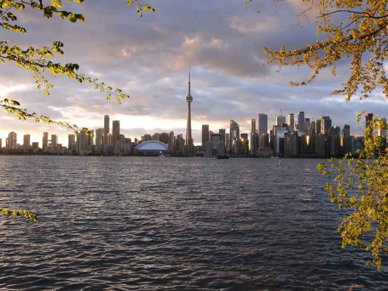 Canada Housing Market Forecast: Will Prices Rise or Fall in Spring&nbsp;2026?