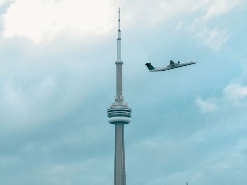 Canadians Are Fleeing the Country at the Highest Rate in Over 70&nbsp;Years